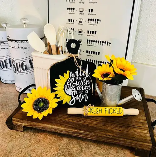 sunflower-decorations-on-brown-serving-tray