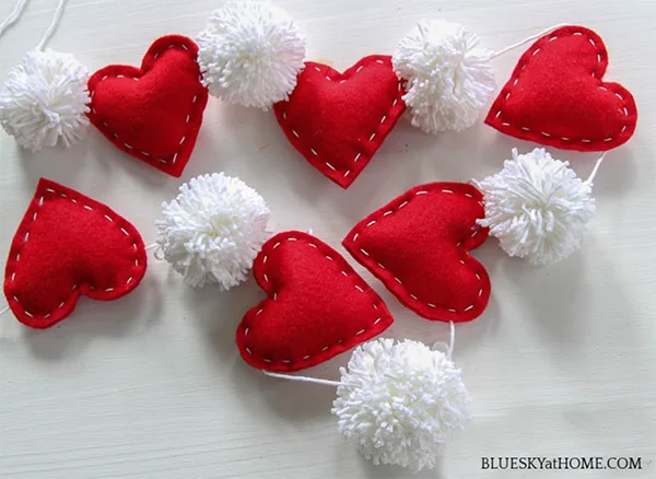 DIY Pom~Pom and Heart Valentine Garland