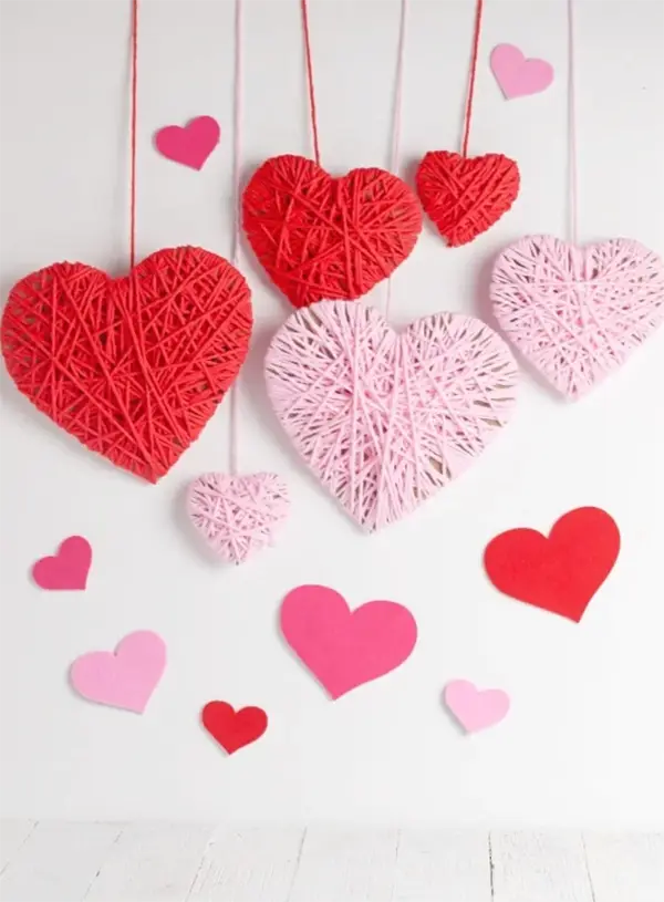 Valentines Backdrop With Yarn Hearts