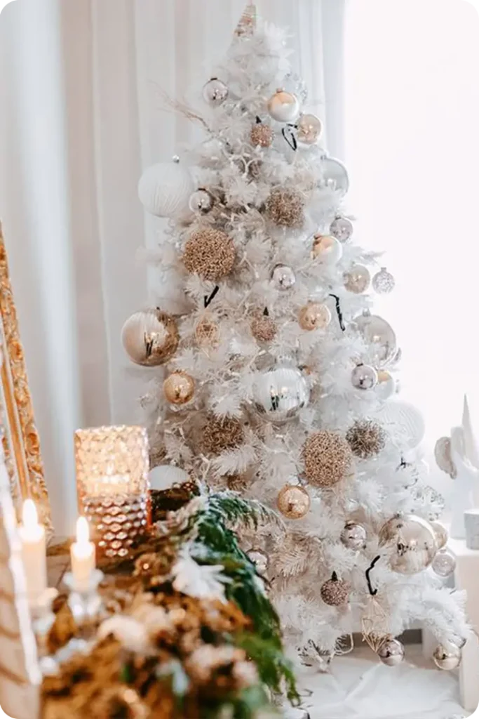 White Christmas Tree Decor Ideas