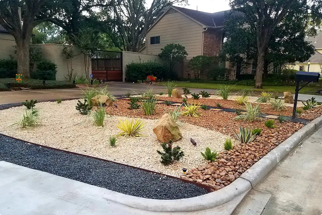 Rock Front Yard Landscaping Ideas