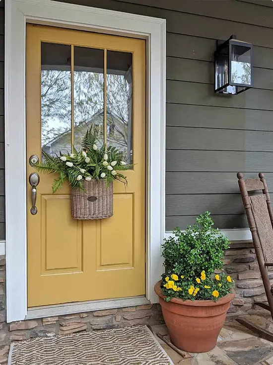 Spring Door Hanger Ideas