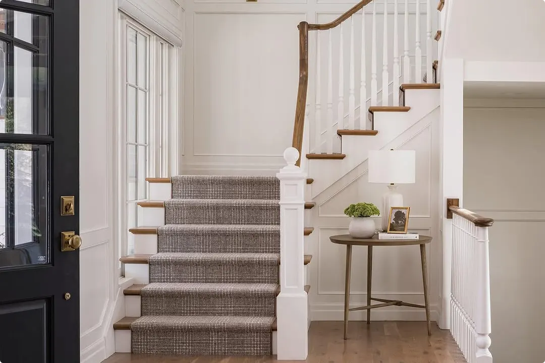 Small Entryway Ideas With Stairs