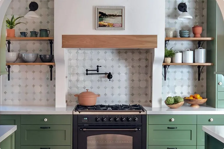 Kitchen Backsplash Ideas With Green Cabinets
