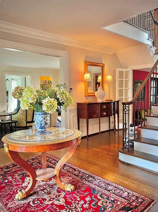 Vintage Entryway Table Ideas
