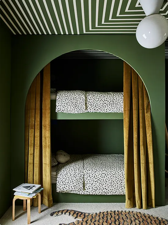 Striped Bedroom Ceiling Ideas