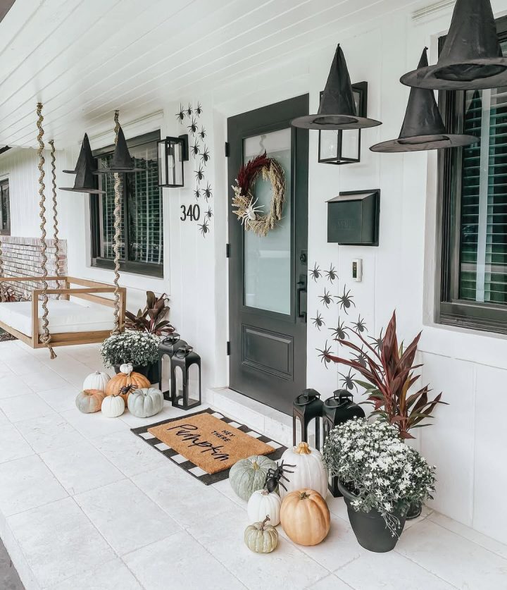 Farmhouse Halloween Porch Decor Ideas