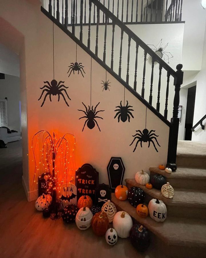 Halloween Entryway Decor Ideas