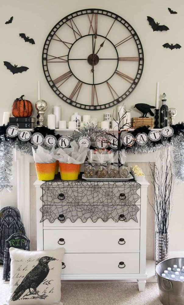 Halloween Mantle Decor Ideas